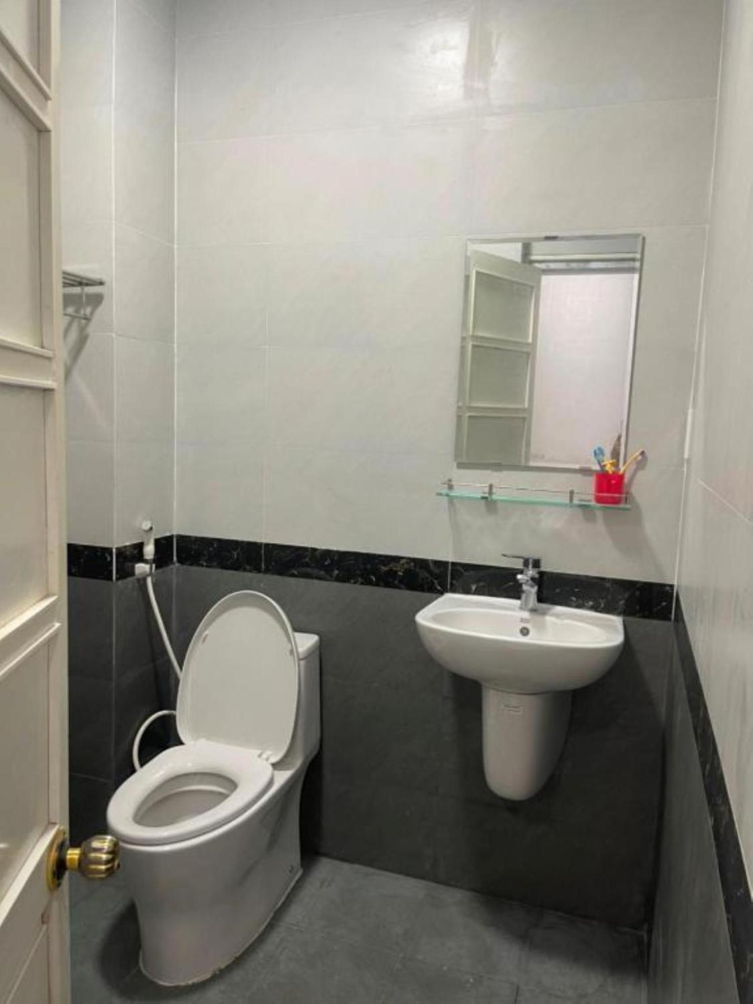 Nhat Long Homestay Хюе Екстер'єр фото